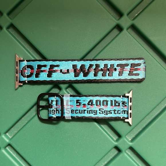 OFF-WHITE apple watch band - Picture 3 of 13